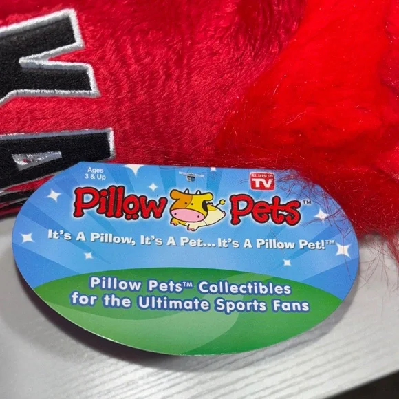 🫶🏼Arkansas Razorbacks Red Plush Pillow Pet - Picture 3 of 9